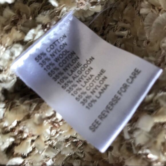 ⚜️Miracle City Sweater⚜️6 For $25 - Picture 5 of 5